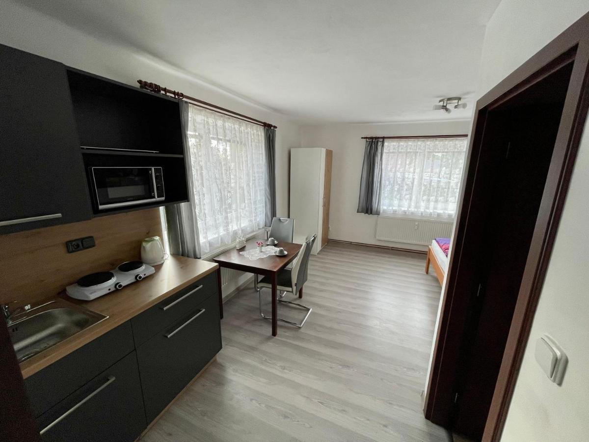 Apartmany Marjanka Jenisovice  Eksteriør billede